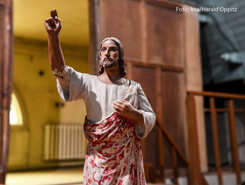 Eine Statue von Jesus 