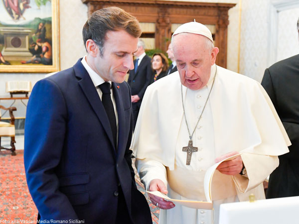 Foto: kna/Vatican Media/Romano Siciliani