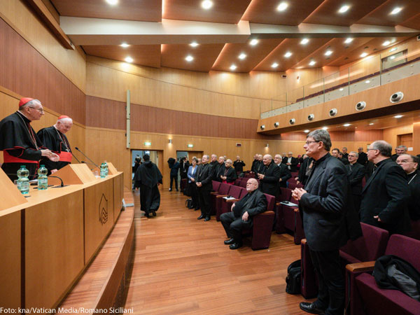 Foto: kna/Vatican Media/Romano Siciliani