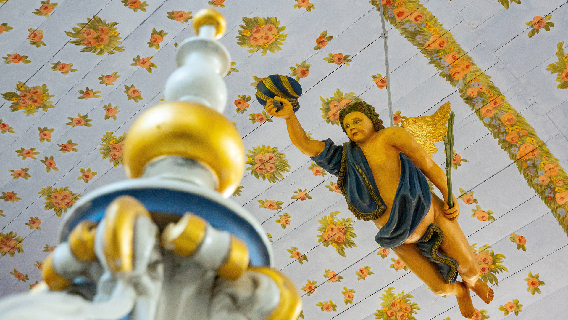 Taufengel in der Kirche auf Hiddensee