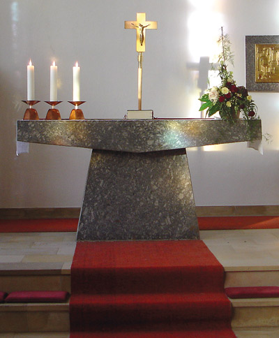 Altar der Kirche St. Josef der Arbeiter in Schwarza