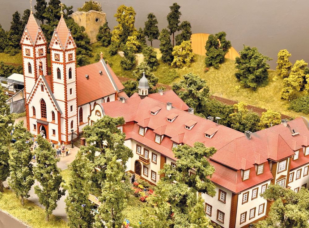 Kirche und Kloster im Miniaturformat