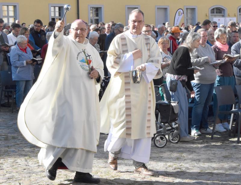 „Das Gebet füreinander ist eine Brücke zu Gott“