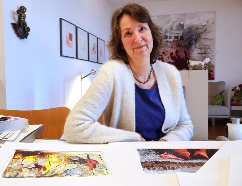 Sonja Krause verbindet ihren Glauben mit dem Malen