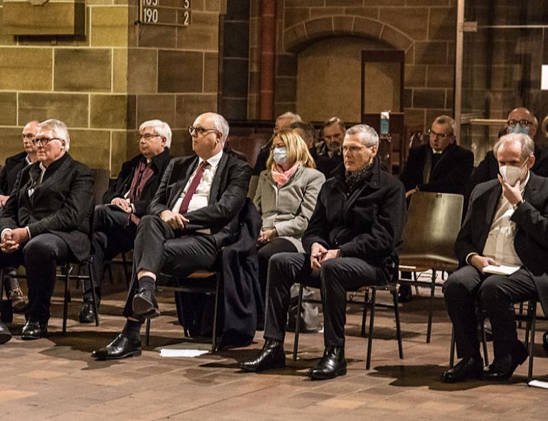 Sternberg beklagt "Glaubwürdigkeitsverlust" der Kirche