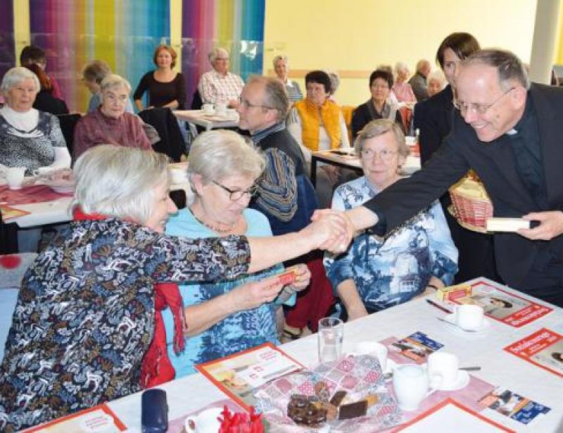 Ansprechen und Einladen