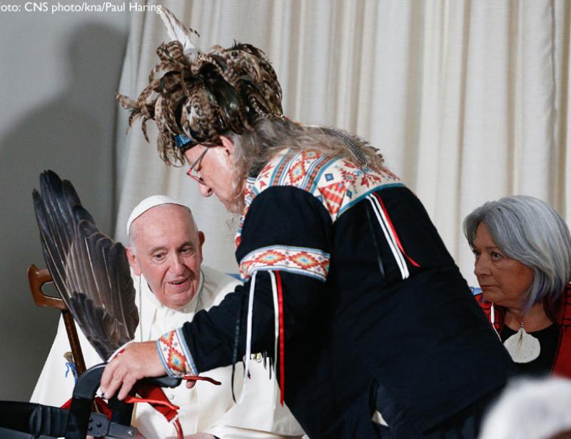 Papst bittet erneut um Vergebung und warnt vor neuen Ideologien