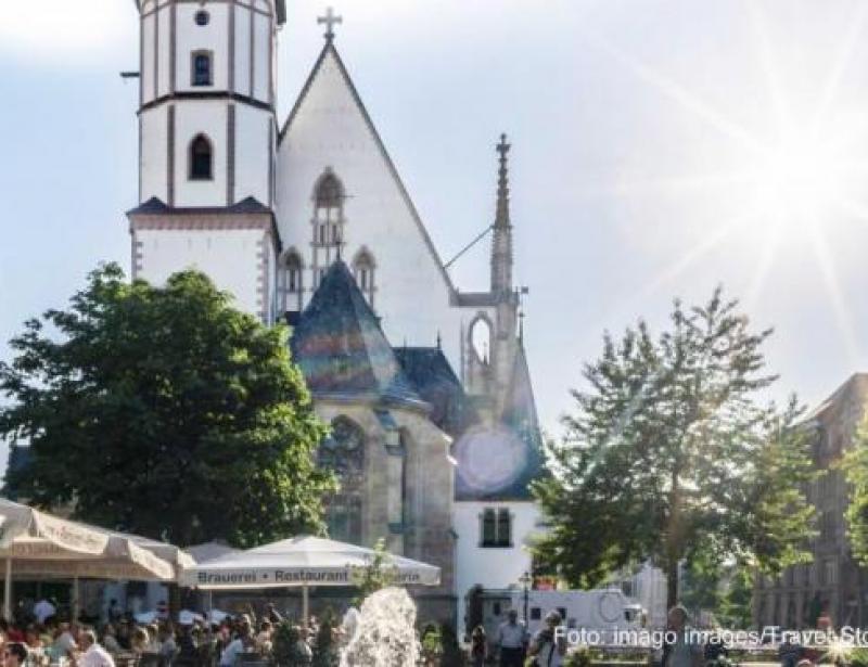 Jeder Ort braucht eine Kirche