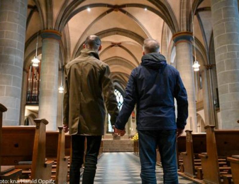 Queere Katholiken fordern Erneuerung der Kirche