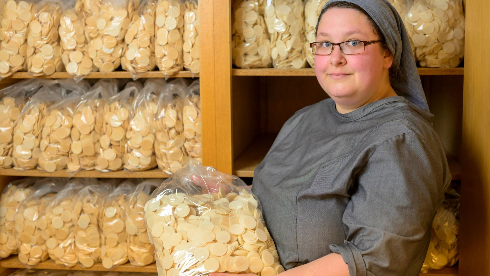 Schwester Josefine Hostienbäckerei