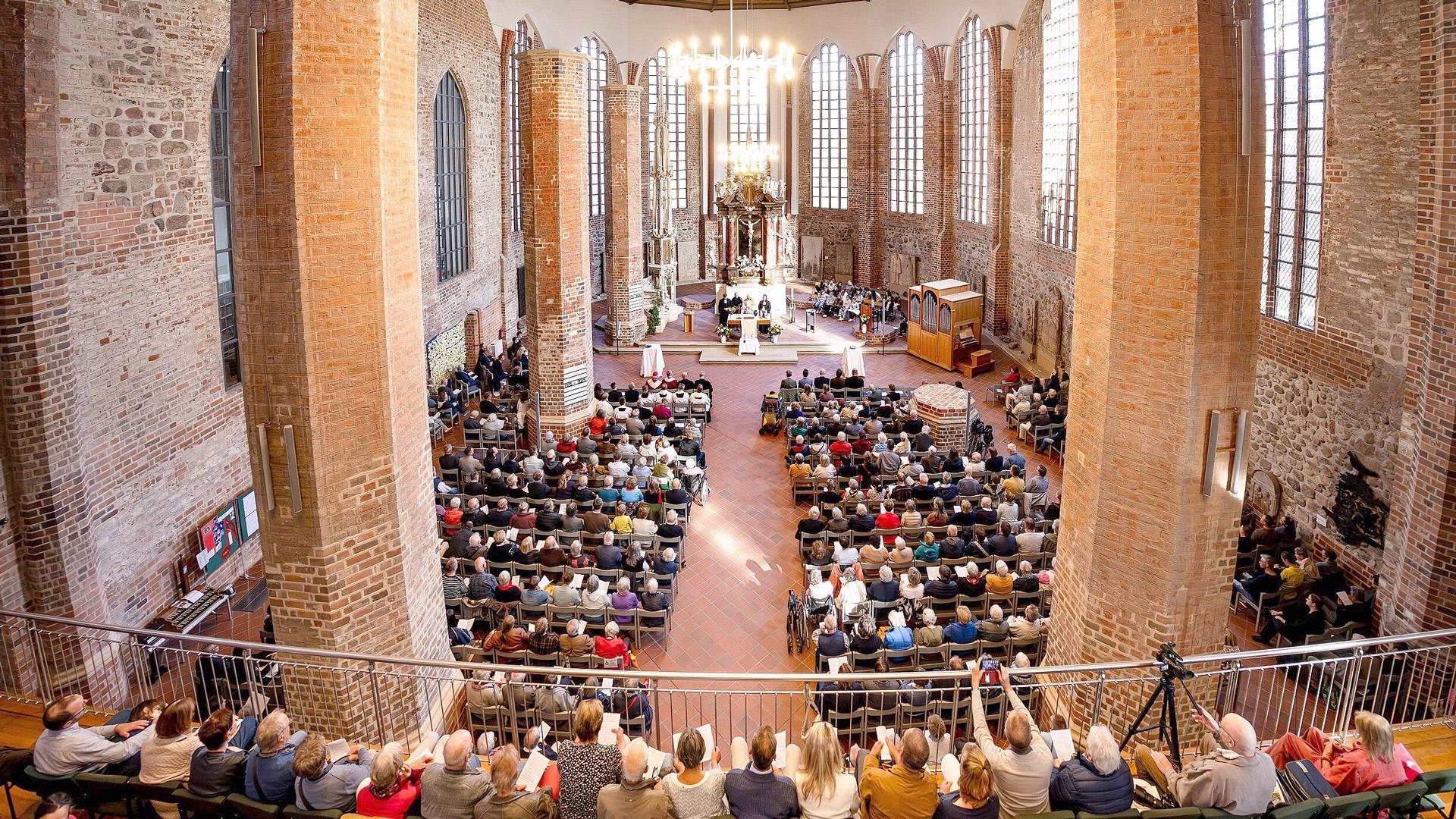 Festgottesdienst im Dom von Fürstenwalde 