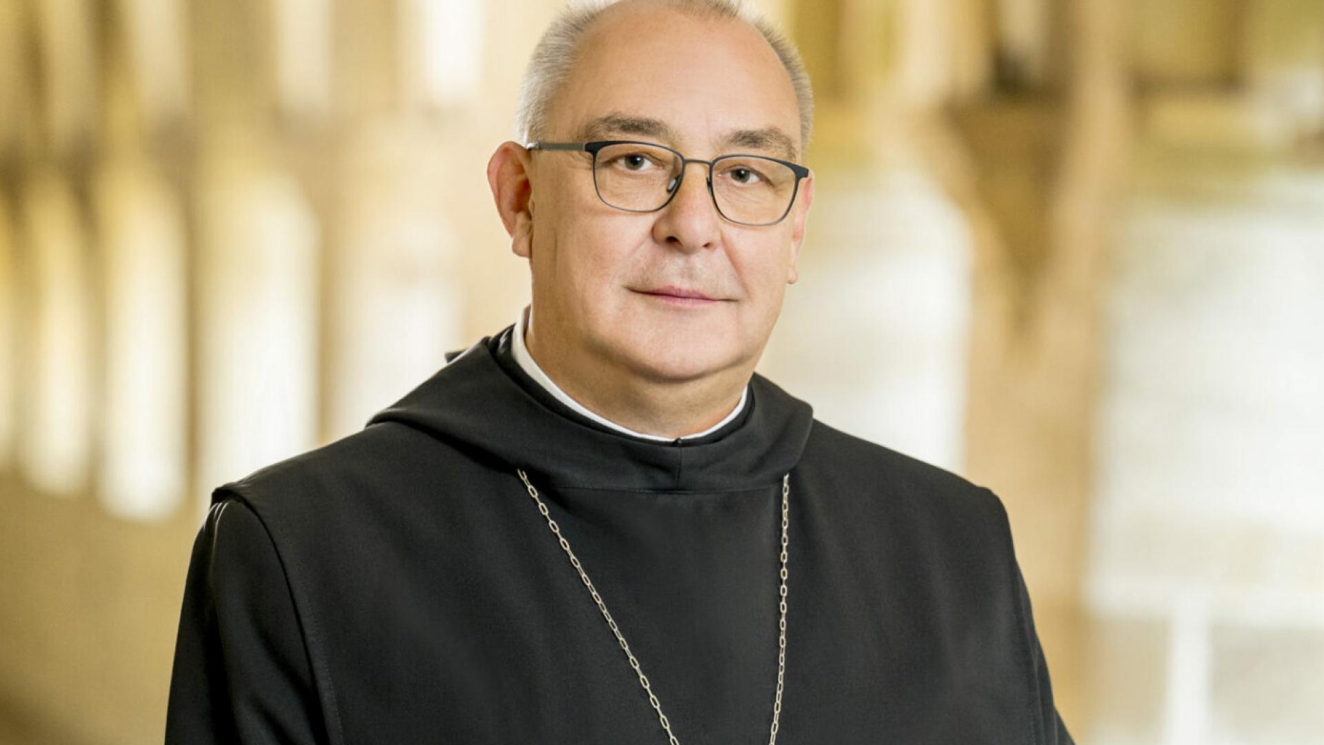 Porträtfoto on Bischof Dominicus