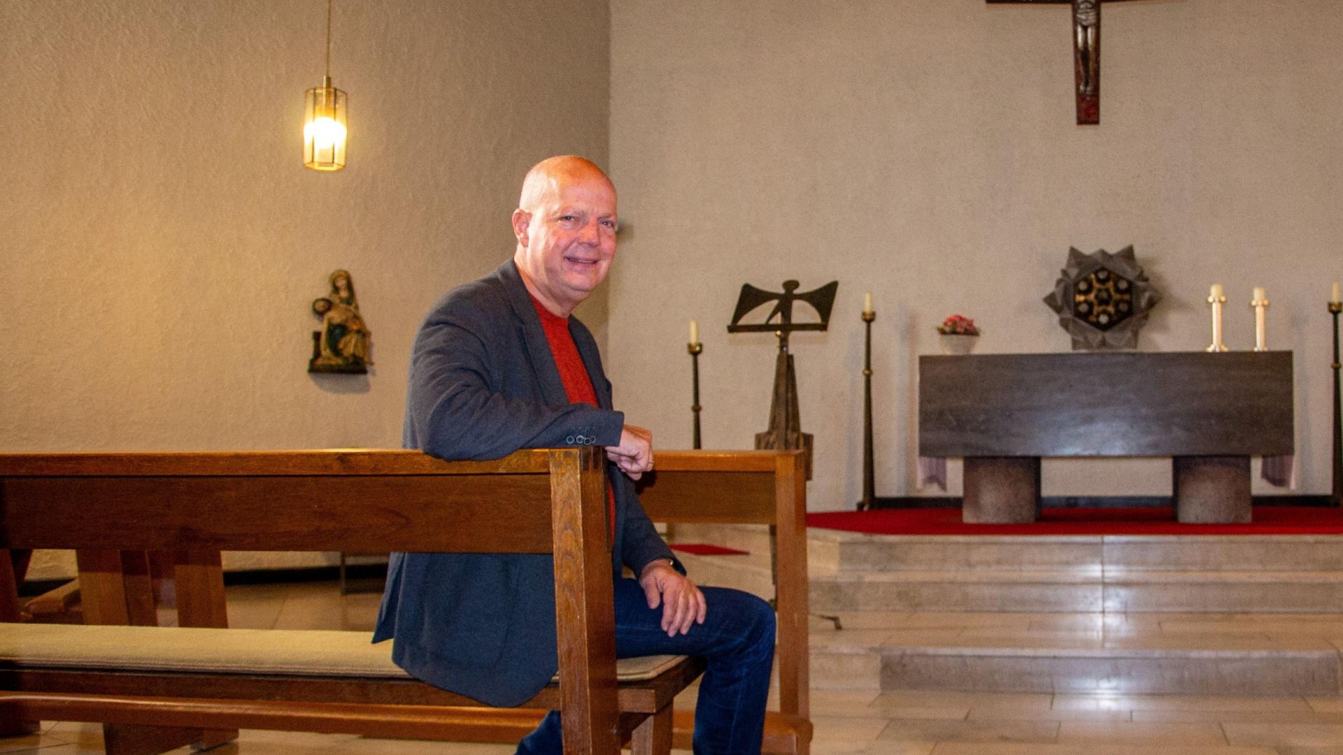 Gunter Geiger in der Kapelle der Akademie