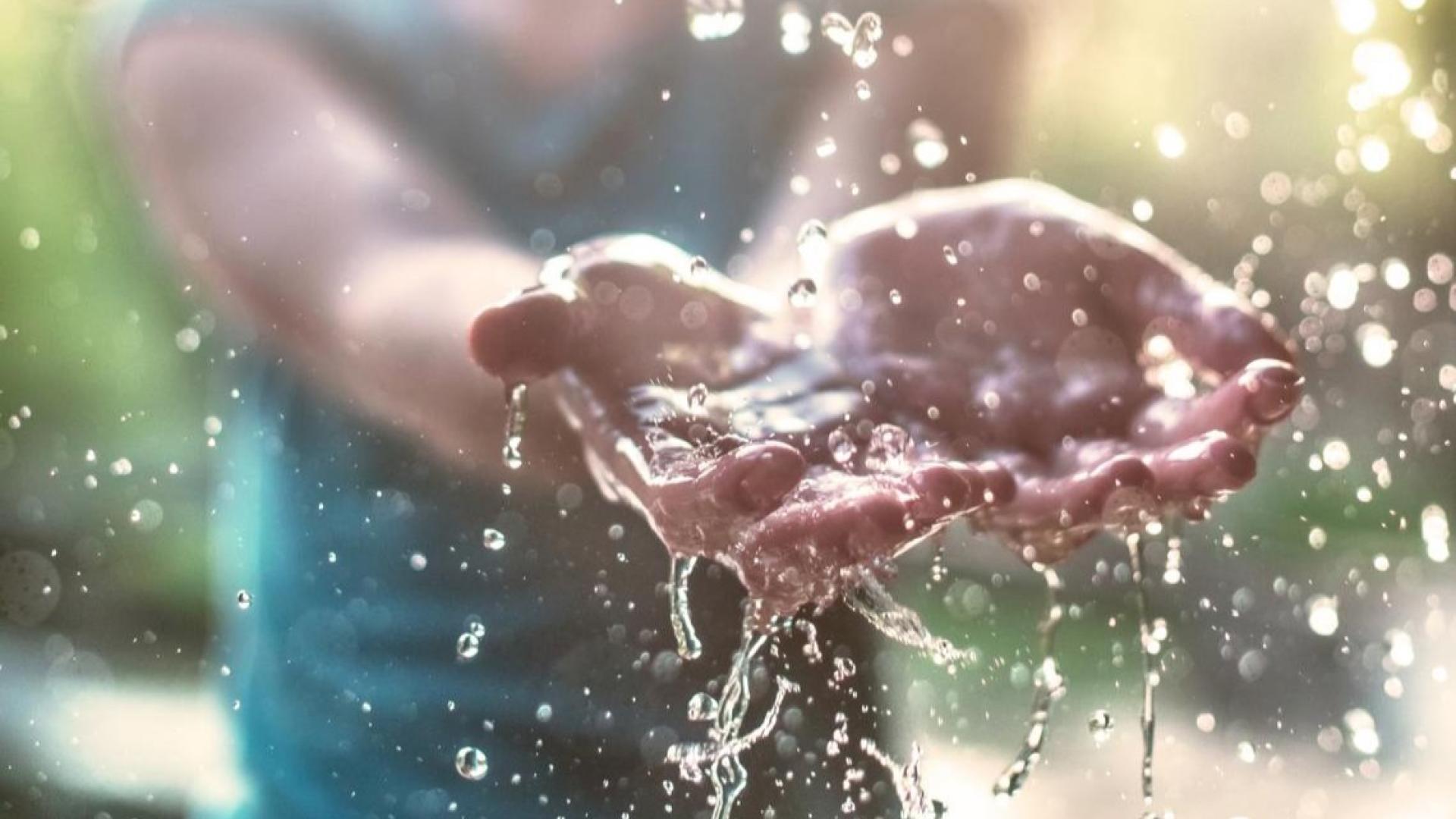 Wasser, Hände